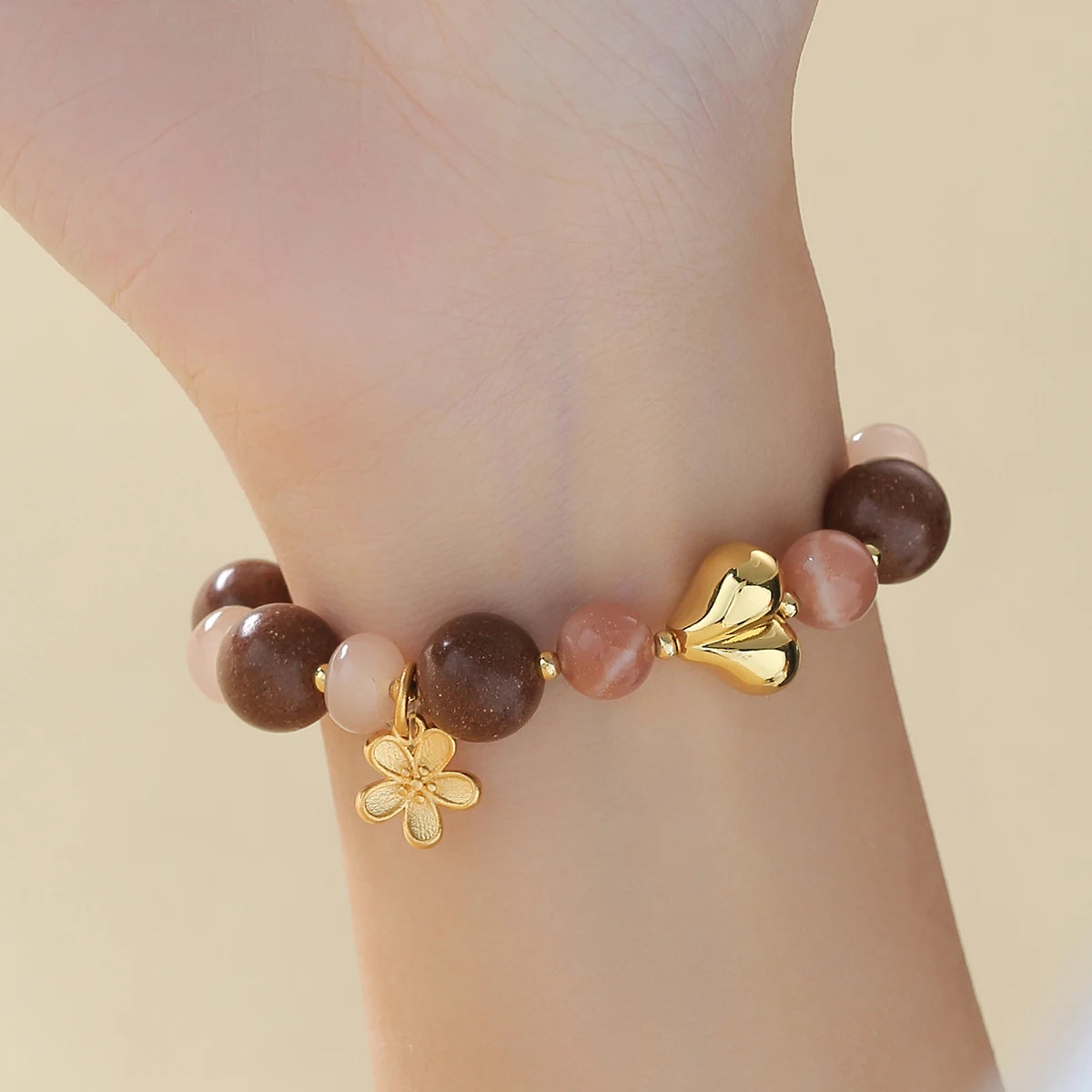 Bracelet Parfumé Perles d’Encens & Agrumes Fait Main - Collection "Énergies Sacrées"